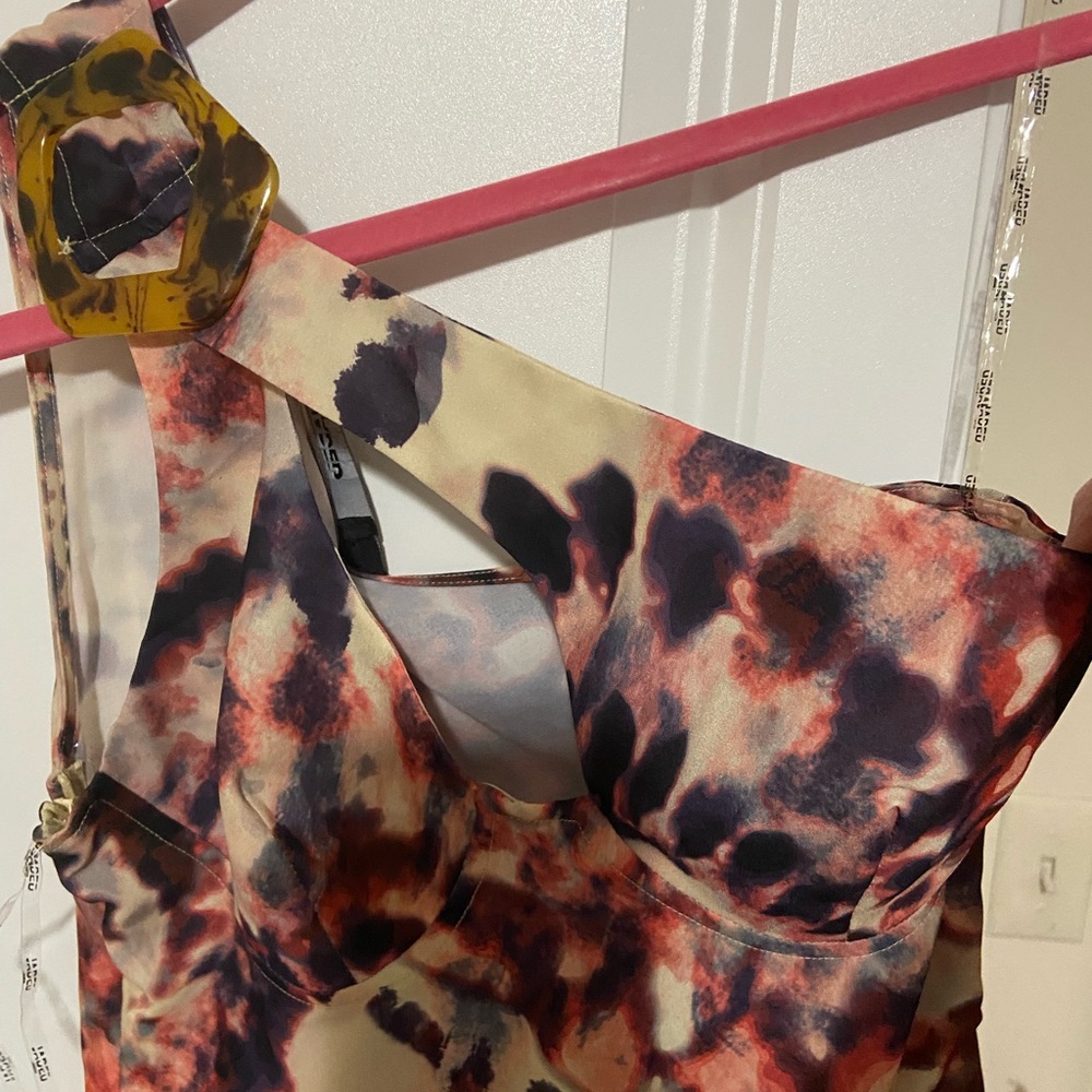 Dress - Picture 5 of 5